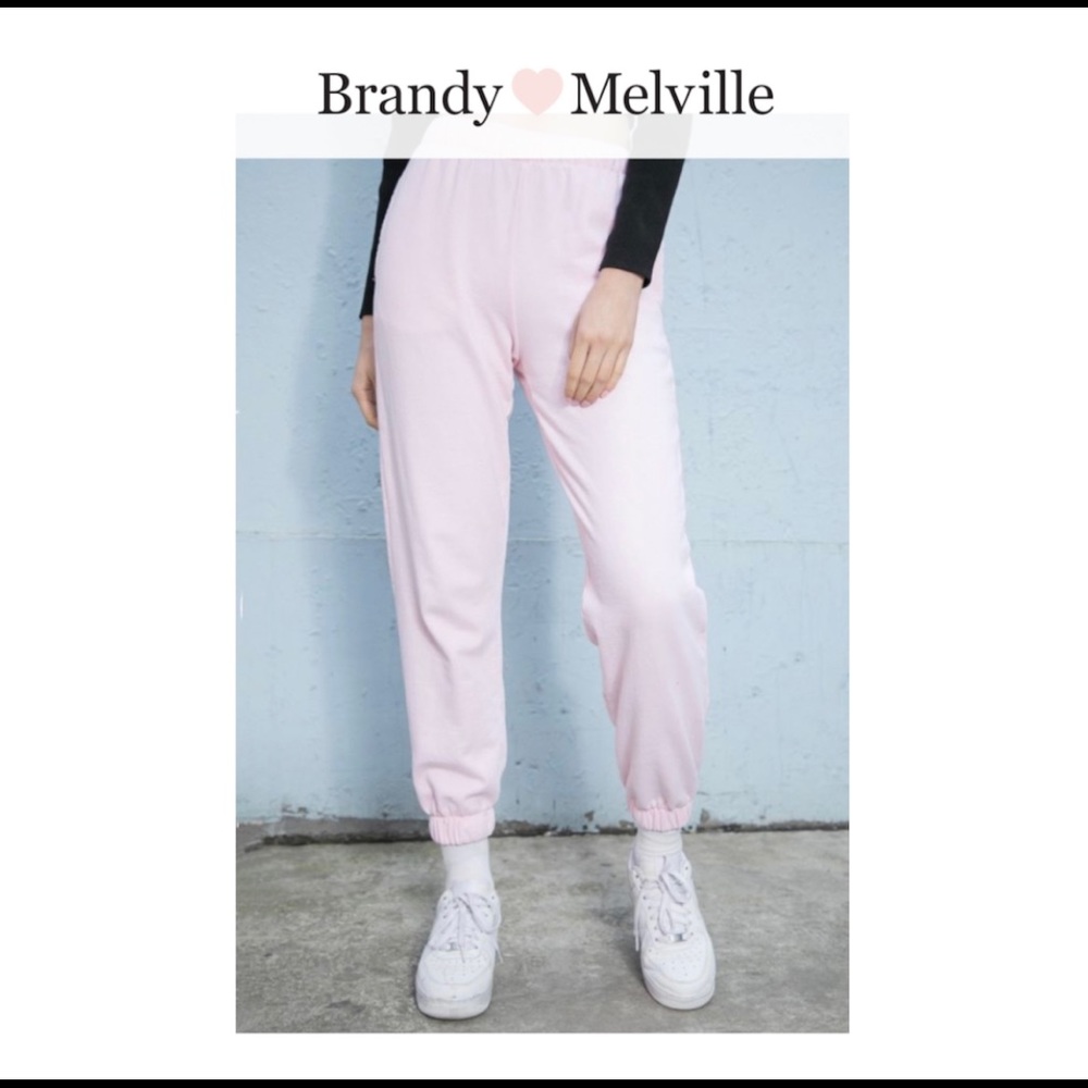 Brandy Melville Rosa Sweatpants